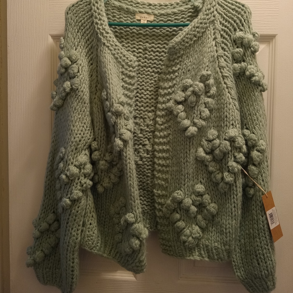 Pom pom heart sweater